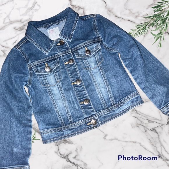 Girl’s Size 5/6 Jean Jacket - Picture 2 of 4